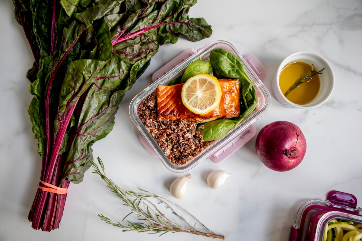 Buddha bowl med kikärtor och söt potatismos